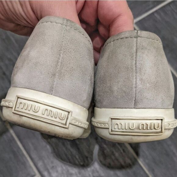 Miu Miu | Metallic Cap-Toe Skate Sneaker in Grey Suede - Picture 7 of 8